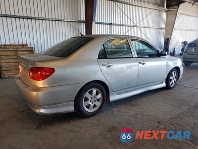 Trzecie zdjęcie samochodu z tyłu: 2003 TOYOTA COROLLA CE VIN:1NXBR32E63Z047888 - miniatura