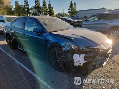 Czwarte zdjęcie samochodu z boku: 2025 TOYOTA CAMRY XSE VIN:4T1DAACK2SU162219 - miniatura