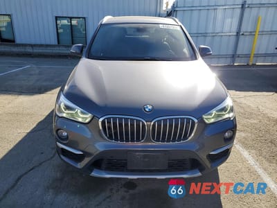 Piąte zdjęcie samochodu w środku: 2017 BMW X1 XDRIVE28I VIN:WBXHT3Z3XH4A53730 - miniatura