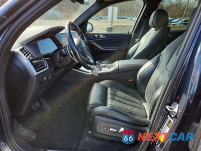 Zdjęcie 7 z 12 samochodu: 2021 BMW X5 XDRIVE40I VIN:5UXCR6C07M9G14001 - miniatura