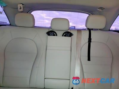 Zdjęcie 10 z 13 samochodu: 2016 MERCEDES-BENZ GLC 300 VIN:WDC0G4JB6GF110846 - miniatura