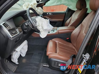 Zdjęcie 7 z 12 samochodu: 2019 BMW X5 XDRIVE40I VIN:5UXCR6C54KLL11816 - miniatura