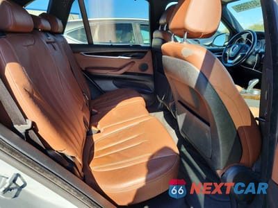 Zdjęcie 11 z 13 samochodu: 2018 BMW X5 XDRIVE35I VIN:5UXKR0C59J0X93045 - miniatura