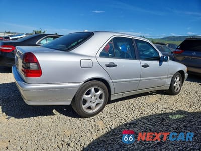 Trzecie zdjęcie samochodu z tyłu: 2000 MERCEDES-BENZ C 230 VIN:WDBHA24G5YA854053 - miniatura