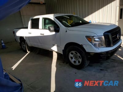 Czwarte zdjęcie samochodu z boku: 2017 NISSAN TITAN S VIN:1N6AA1EJ3HN546649 - miniatura