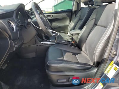 Zdjęcie 7 z 12 samochodu: 2018 TOYOTA COROLLA XLE VIN:5YFBURHE2JP759225 - miniatura