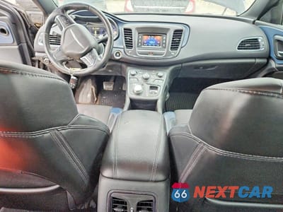 Zdjęcie 8 z 12 samochodu: 2015 CHRYSLER 200 S VIN:1C3CCCBB9FN614436 - miniatura