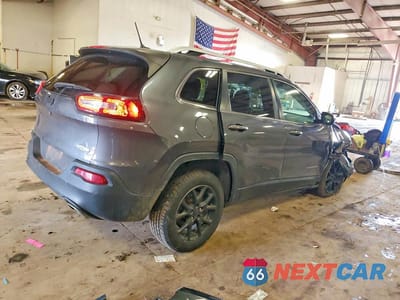 Trzecie zdjęcie samochodu z tyłu: 2015 JEEP CHEROKEE LATITUDE VIN:1C4PJLCS3FW711496 - miniatura