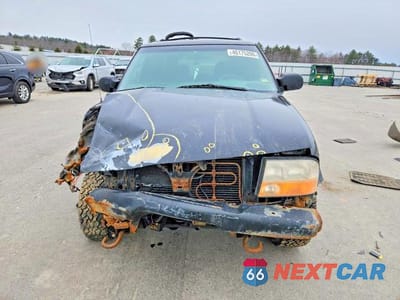 Piąte zdjęcie samochodu w środku: 2001 GMC JIMMY VIN:1GKDT13W712176326 - miniatura