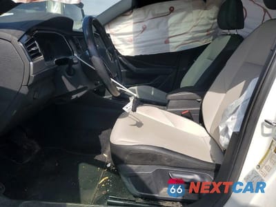 Zdjęcie 7 z 12 samochodu: 2020 VOLKSWAGEN JETTA S VIN:3VWCB7BU1LM034589 - miniatura