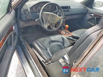 Zdjęcie 8 z 11 samochodu: 2001 MERCEDES-BENZ SL 500 VIN:WDBFA68F61F196980 - miniatura