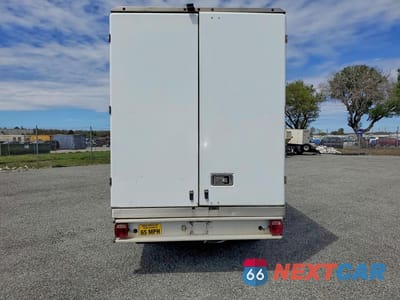 Zdjęcie 6 z 13 samochodu: 2020 FORD TRANSIT DELIVERY TRUCK VIN:1FDBW5Z88LKB30321 - miniatura