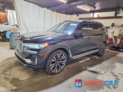 2022 BMW X7 XDRIVE40I 5UXCW2C0XN9L81361 - główne zdjęcie licytacji z USA - miniatura