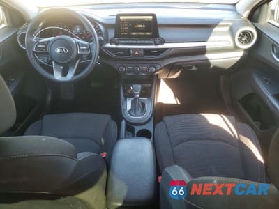 Zdjęcie 8 z 12 samochodu: 2020 KIA FORTE LXS VIN:3KPF24AD8LE244407 - miniatura