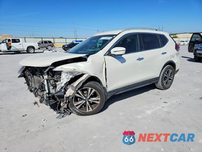 2019 NISSAN ROGUE SV 5N1AT2MT4KC766189 - główne zdjęcie licytacji z USA - miniatura