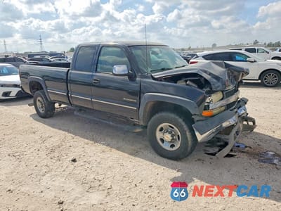 Czwarte zdjęcie samochodu z boku: 2001 CHEVROLET SILVERADO C2500 HEAVY DUTY VIN:1GCHC29U61E304756 - miniatura