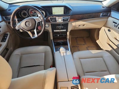 Zdjęcie 8 z 12 samochodu: 2014 MERCEDES-BENZ E 350 VIN:WDDHF5KB9EA980784 - miniatura