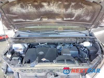 Zdjęcie 12 z 13 samochodu: 2019 TOYOTA HIGHLANDER LE VIN:5TDZZRFH7KS298190 - miniatura