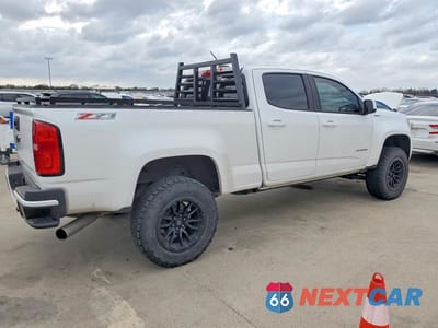 Trzecie zdjęcie samochodu z tyłu: 2018 CHEVROLET COLORADO Z71 VIN:1GCPTDE1XJ1157366 - miniatura