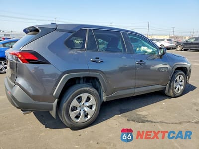 Trzecie zdjęcie samochodu z tyłu: 2023 TOYOTA RAV4 LE VIN:2T3H1RFVXPC242633 - miniatura