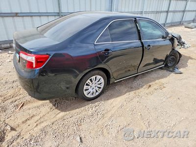 Trzecie zdjęcie samochodu z tyłu: 2014 TOYOTA CAMRY VIN:4T4BF1FK2ER355002 - miniatura
