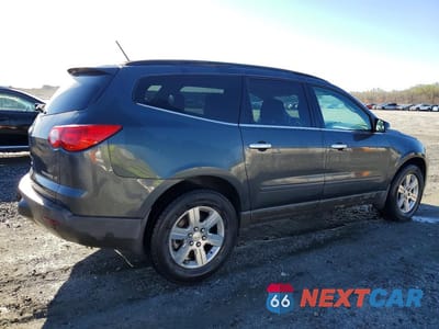 Trzecie zdjęcie samochodu z tyłu: 2011 CHEVROLET TRAVERSE LT VIN:1GNKVGED0BJ118228 - miniatura