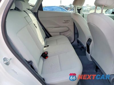 Zdjęcie 10 z 11 samochodu: 2025 HYUNDAI KONA SEL VIN:KM8HBCAB5SU236407 - miniatura