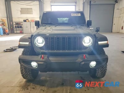 Piąte zdjęcie samochodu w środku: 2024 JEEP WRANGLER RUBICON VIN:1C4PJXFN3RW119999 - miniatura