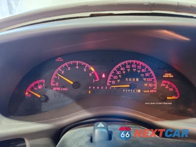 Zdjęcie 9 z 11 samochodu: 2000 PONTIAC GRAND PRIX GT VIN:1G2WP52K1YF285287 - miniatura