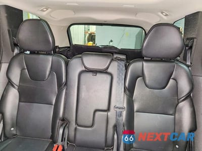 Zdjęcie 10 z 13 samochodu: 2016 VOLVO XC90 T5 VIN:YV4102XK3G1080077 - miniatura