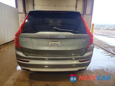 Zdjęcie 6 z 13 samochodu: 2017 VOLVO XC90 T6 VIN:YV4A22PK7H1111004 - miniatura