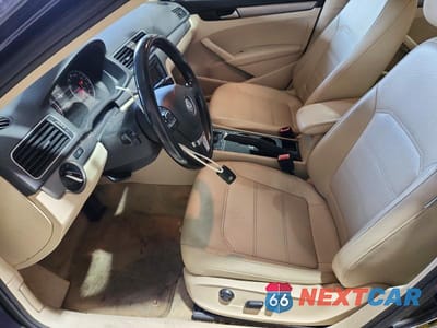 Zdjęcie 7 z 12 samochodu: 2015 VOLKSWAGEN PASSAT S VIN:1VWAT7A32FC108931 - miniatura