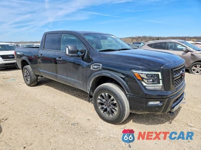 Czwarte zdjęcie samochodu z boku: 2023 NISSAN TITAN XD PRO-4X VIN:1N6AA1FB2PN117945 - miniatura