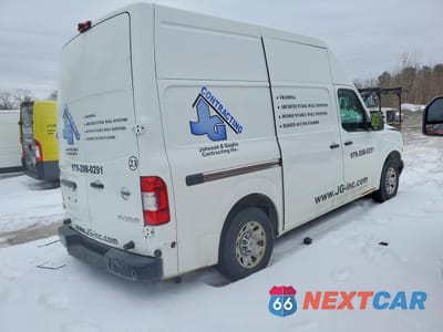 Trzecie zdjęcie samochodu z tyłu: 2018 NISSAN NV 2500 HD SV VIN:1N6BF0LY0JN801974 - miniatura