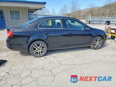 Trzecie zdjęcie samochodu z tyłu: 2005 VOLKSWAGEN NEW JETTA 2.5L OPTION PACKAGE 1 VIN:3VWSF71K85M611315 - miniatura