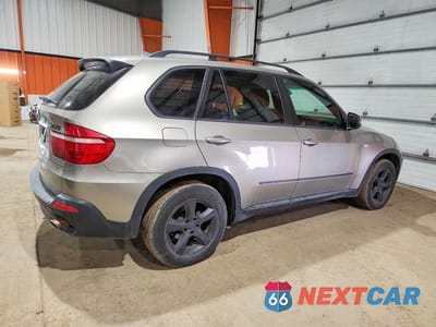 Trzecie zdjęcie samochodu z tyłu: 2009 BMW X5 XDRIVE30I VIN:5UXFE43549L261409 - miniatura