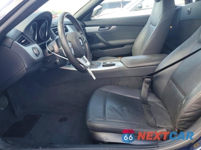 Zdjęcie 7 z 12 samochodu: 2010 BMW Z4 SDRIVE30I VIN:WBALM5C58AE377084 - miniatura