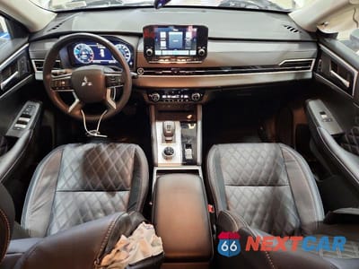 Zdjęcie 8 z 12 samochodu: 2023 MITSUBISHI OUTLANDER SEL VIN:JA4J3VA82PZ020313 - miniatura