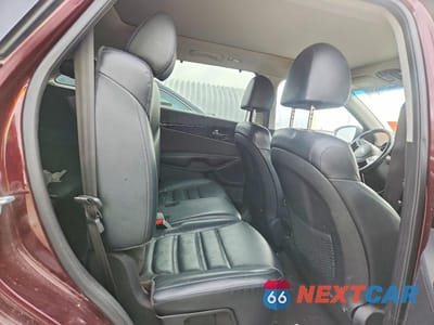 Zdjęcie 11 z 13 samochodu: 2019 KIA SORENTO SX V6 VIN:5XYPKDA59KG506787 - miniatura