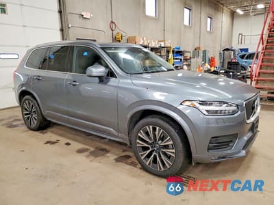 Czwarte zdjęcie samochodu z boku: 2020 VOLVO XC90 T6 MOMENTUM VIN:YV4A221K8L1553694 - miniatura