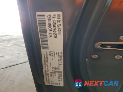 Zdjęcie 12 z 12 samochodu: 2024 JEEP WAGONEER SERIES II VIN:1C4SJVBP9RS125786 - miniatura