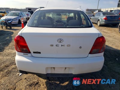 Zdjęcie 6 z 14 samochodu: 2000 TOYOTA ECHO VIN:JTDBT1232Y0051833 - miniatura