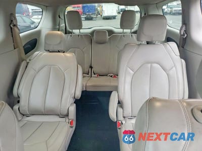 Zdjęcie 10 z 14 samochodu: 2021 CHRYSLER VOYAGER LXI VIN:2C4RC1DG9MR537733 - miniatura