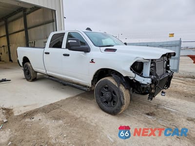 Czwarte zdjęcie samochodu z boku: 2025 RAM 3500 TRADESMAN VIN:3C63R3GL7SG540391 - miniatura