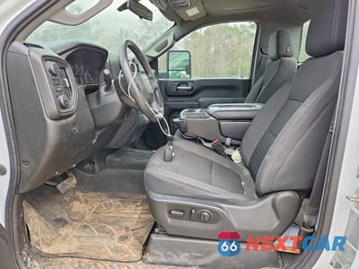 Zdjęcie 7 z 12 samochodu: 2021 CHEVROLET SILVERADO K2500 HEAVY DUTY VIN:1GC3YLE7XMF209567 - miniatura