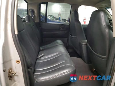 Zdjęcie 10 z 11 samochodu: 2001 DODGE DAKOTA QUAD VIN:1B7GG2AN71S125261 - miniatura