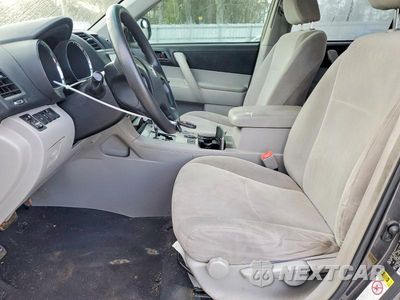 Zdjęcie 7 z 12 samochodu: 2011 TOYOTA HIGHLANDER BASE VIN:5TDZK3EH7BS044773 - miniatura