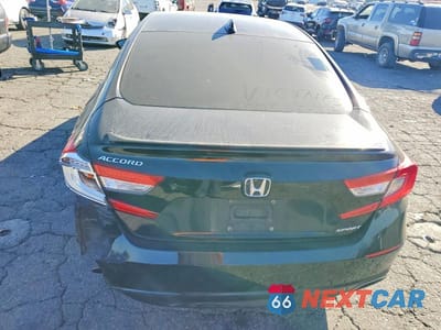 Zdjęcie 6 z 12 samochodu: 2018 HONDA ACCORD SPORT VIN:1HGCV1F33JA118157 - miniatura