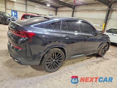 Trzecie zdjęcie samochodu z tyłu: 2024 BMW X6 XDRIVE40I VIN:5UX33EX04R9U51043 - miniatura