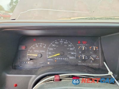 Zdjęcie 9 z 11 samochodu: 1997 GMC SIERRA C1500 VIN:2GTEC19R8V1545444 - miniatura